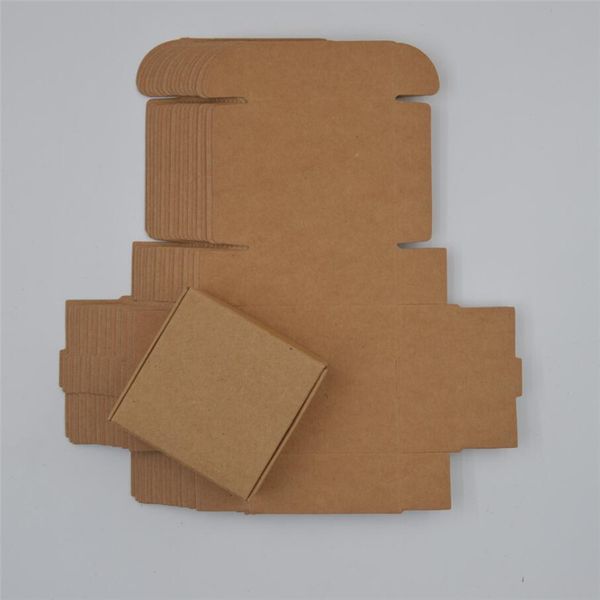 50pcs/lot small kraft cardboard packing gift box handmade soap packaging candy box for wedding decorations event party supplies
50pcs/lot small kraft cardboard packing gift box handmade soap packaging candy box for wedding decorations event party supplies