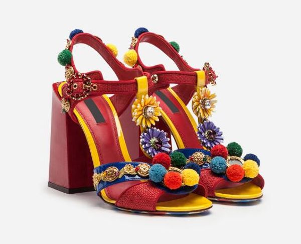 Sandálias brand_fashion 
Sandálias brand_fashion