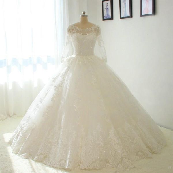 Lace Long Sleeves Ball Gown Wedding Dresses Sheer Neck Sweetheart Lace Appliques Bridal Gowns Custom Made Wedding Gowns Vestidos De Novia
Lace Long Sleeves Ball Gown Wedding Dresses Sheer Neck Sweetheart Lace Appliques Bridal Gowns Custom Made Wedding Gowns Vestidos De Novia