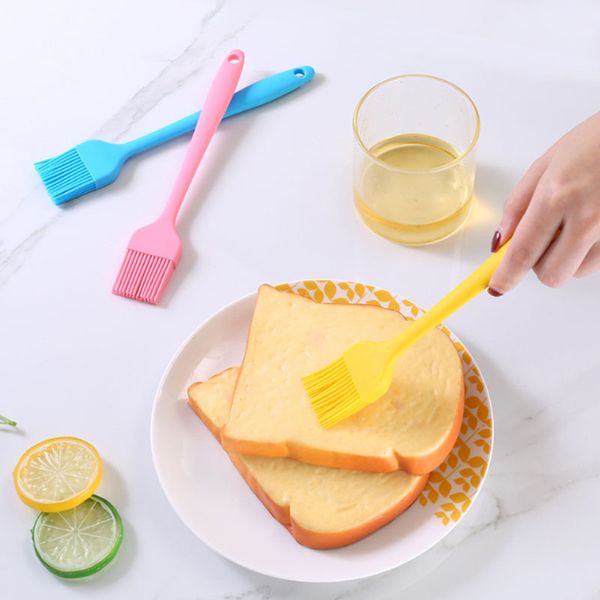 tools & accessories 50pcs/lot heat resistant non-stick silicone basting pastry oil brush for bbq grilling, cooking and baking by dhl
tools & accessories 50pcs/lot heat resistant non-stick silicone basting pastry oil brush for bbq grilling, cooking and baking by dhl