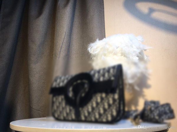 черного цвета мода горячих продажи мода бренд роскошной сумки сумка конструктора классические полосы ретро хозяйственная сумка бесплатная до
черного цвета мода горячих продажи мода бренд роскошной сумки сумка конструктора классические полосы ретро хозяйственная сумка бесплатная до