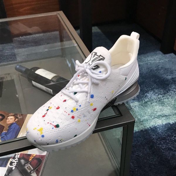 j6 мода повседневная обувь высокое качество спортивная обувь мужские кроссовки удобные дышащие трикотажные верха оригинальная коробка упаков, Black
j6 мода повседневная обувь высокое качество спортивная обувь мужские кроссовки удобные дышащие трикотажные верха оригинальная коробка упаков, Black