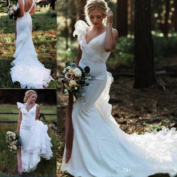 simple country long mermaid wedding dresses sleeveless long organza train ruffle backless v-neck beach boho wedding dress, White
simple country long mermaid wedding dresses sleeveless long organza train ruffle backless v-neck beach boho wedding dress, White