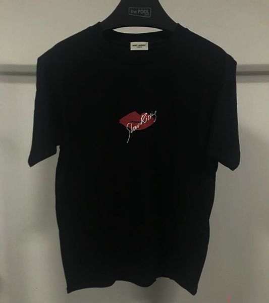 mens womens designer tshirt 2020 new red lips print personality short sleeve tee casual summer solid color shirt for couple ltt9060901, White;black
mens womens designer tshirt 2020 new red lips print personality short sleeve tee casual summer solid color shirt for couple ltt9060901, White;black