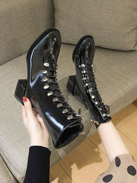 boots female 2020 new korean version of the wild wild leg long boots autumn short spring and autumn single, Black
boots female 2020 new korean version of the wild wild leg long boots autumn short spring and autumn single, Black