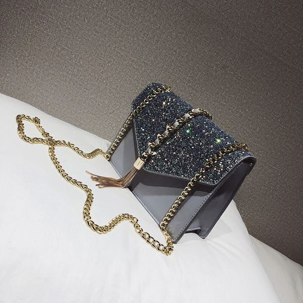 fashion sequin bag female 2020 new chain wild messenger tassel small square super fire new shoulder bag women handbags bolsos
fashion sequin bag female 2020 new chain wild messenger tassel small square super fire new shoulder bag women handbags bolsos