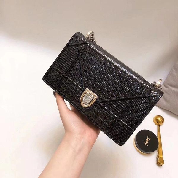 2019 designer new arrival new style women fashion handbag leather shoulder bags purse shoulder bags white&bl663b#
2019 designer new arrival new style women fashion handbag leather shoulder bags purse shoulder bags white&bl663b#