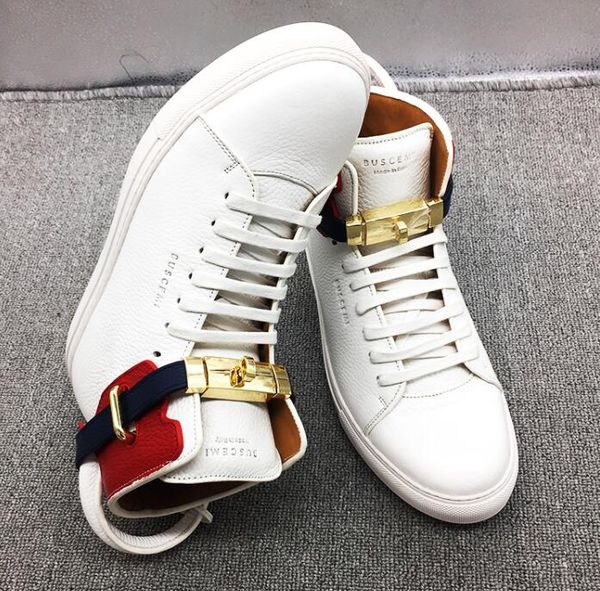 luxury designer brand locks sneakers cowhide fashion men comfortable casual flat shoes high shoes lock shoes red black white
luxury designer brand locks sneakers cowhide fashion men comfortable casual flat shoes high shoes lock shoes red black white
