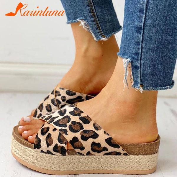 karin 2020 big size 44 ins snake leopard sandal woman shoes platform outside vacation summer shoes women slippers, Black
karin 2020 big size 44 ins snake leopard sandal woman shoes platform outside vacation summer shoes women slippers, Black