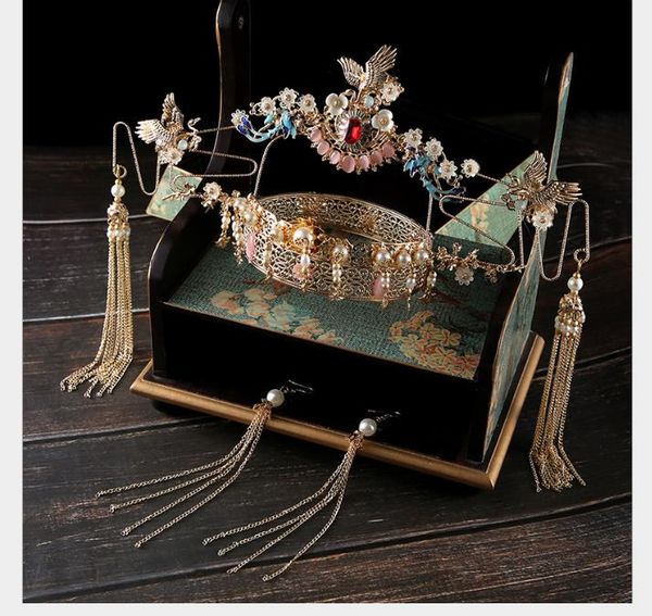 chinese bride headdress 2019 new antique dress red ancient wind hair ornament marriage toast dress accessories, Slivery;golden
chinese bride headdress 2019 new antique dress red ancient wind hair ornament marriage toast dress accessories, Slivery;golden