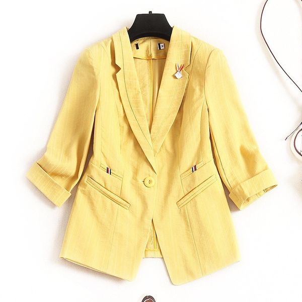 women striped blazer new 2020 spring summer 3/4 sleeve elegant office lady style short jacket one button blazers brooch blue, White;black
women striped blazer new 2020 spring summer 3/4 sleeve elegant office lady style short jacket one button blazers brooch blue, White;black