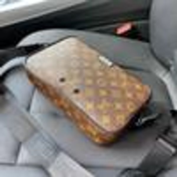 new style fashion men shoulder bags luxury business briefcase men cross body messenger bag luxury mens handbag business bag224, Black
new style fashion men shoulder bags luxury business briefcase men cross body messenger bag luxury mens handbag business bag224, Black