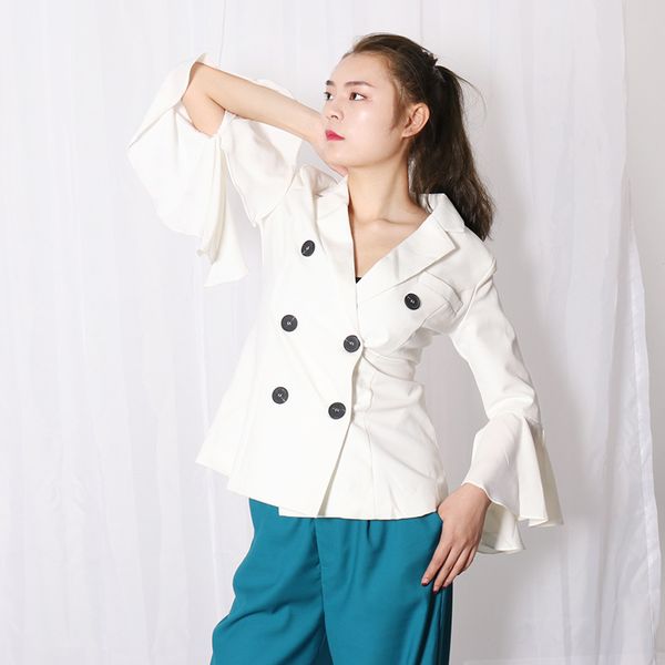 women's suits & blazers flare sleeve blazer female notched high waist double breasted black white slim coat womens 2021 spring fashion, White;black
women's suits & blazers flare sleeve blazer female notched high waist double breasted black white slim coat womens 2021 spring fashion, White;black