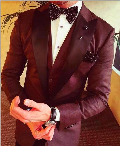 handsome one button groomsmen peak lapel groom tuxedos men suits wedding/prom/dinner man blazer(jacket+pants+tie+vest) a541, Black;gray
handsome one button groomsmen peak lapel groom tuxedos men suits wedding/prom/dinner man blazer(jacket+pants+tie+vest) a541, Black;gray
