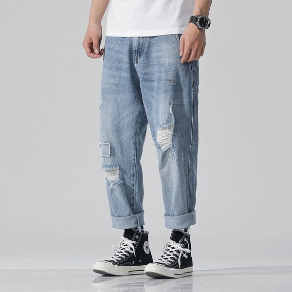 2019 new fashion jeans men's style new models men's fashion in ripped jeans motorcycle fitness wear casual, Blue
2019 new fashion jeans men's style new models men's fashion in ripped jeans motorcycle fitness wear casual, Blue