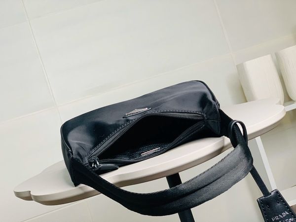2020 deisigner наплечная сумка для женщин chest pack lady tote цепи сумки пресбиопический кошелек сумка-мессенджер дизайнерские холщовые сум
2020 deisigner наплечная сумка для женщин chest pack lady tote цепи сумки пресбиопический кошелек сумка-мессенджер дизайнерские холщовые сум