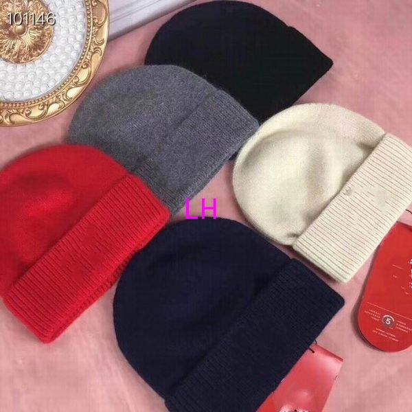 2018 luxury knitting cotton hats wholesale good quality fashion beanie cap men's women's winter warm hats, Blue;gray
2018 luxury knitting cotton hats wholesale good quality fashion beanie cap men's women's winter warm hats, Blue;gray