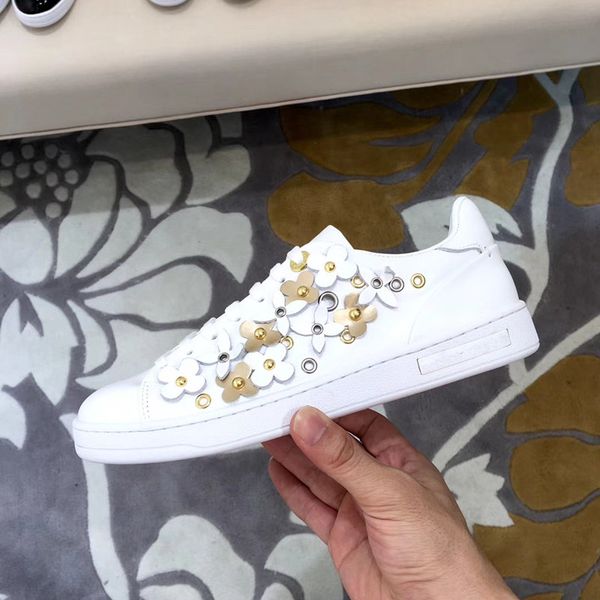 new5 designer shoes luxury genuine leather fashion white womens casual shoes real leather shoes quality comfortable breathable sneakes, Black
new5 designer shoes luxury genuine leather fashion white womens casual shoes real leather shoes quality comfortable breathable sneakes, Black