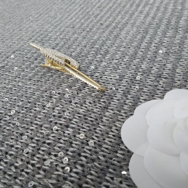 new fashion symbol c classic metal design hair clips luxury hair accessories fashion pearl accessories, Golden;silver
new fashion symbol c classic metal design hair clips luxury hair accessories fashion pearl accessories, Golden;silver