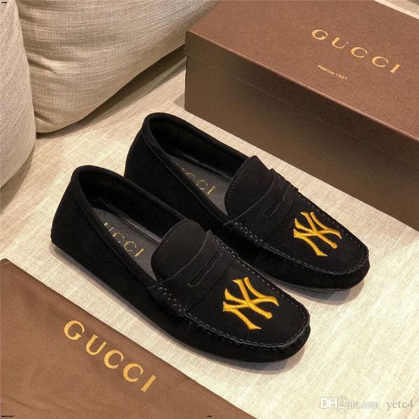 21fw luxury brands men fashion leather pointed toe men tassels loafers smoking slippers men black driving oxfords shoes madaj
21fw luxury brands men fashion leather pointed toe men tassels loafers smoking slippers men black driving oxfords shoes madaj