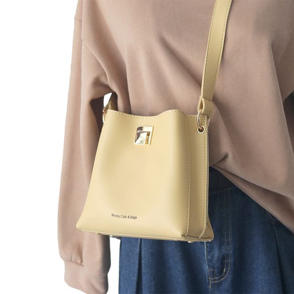 pu leather women shoulder bag solid color ladies mini crossbody bag vintage fashion female messenger bags elegant women's bags
pu leather women shoulder bag solid color ladies mini crossbody bag vintage fashion female messenger bags elegant women's bags