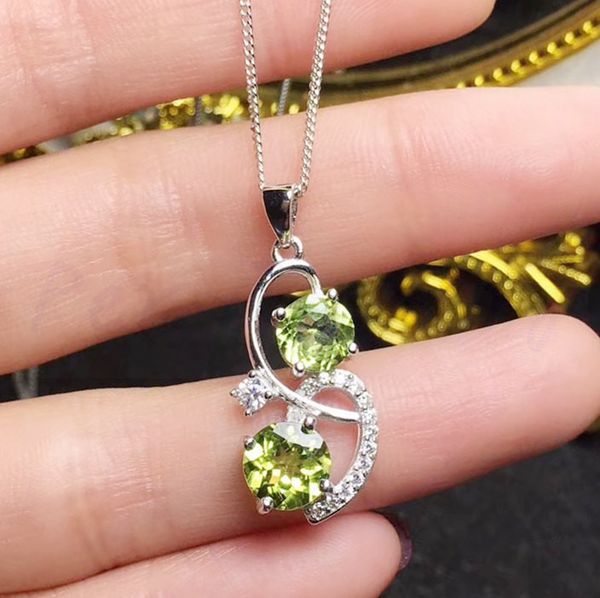natural real peridot necklace pendant 0.85ct*2pcs gemstone 925 sterling silver for men or women #t19022515
natural real peridot necklace pendant 0.85ct*2pcs gemstone 925 sterling silver for men or women #t19022515