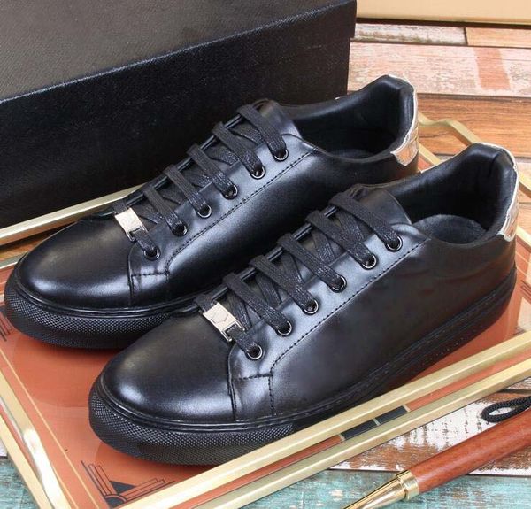 new arrival fashion men women casual shoes luxury designer sneakers shoes genuine leather embroidered q3, Black
new arrival fashion men women casual shoes luxury designer sneakers shoes genuine leather embroidered q3, Black