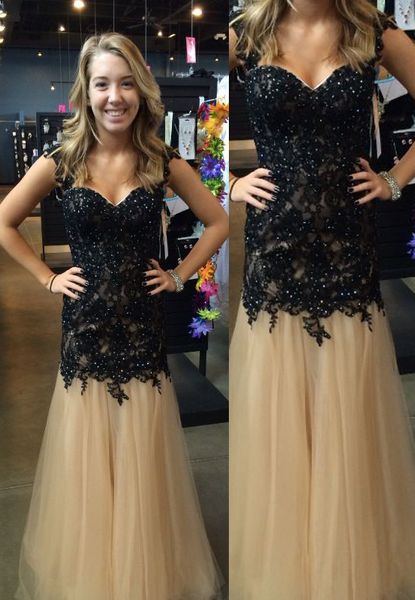 off shoulder 2019 mermaid prom dresses champagne lace appliques slim black lace appliques beaded formal long evening party gowns custom 2019
off shoulder 2019 mermaid prom dresses champagne lace appliques slim black lace appliques beaded formal long evening party gowns custom 2019