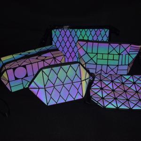 9 tyle la er luminou cluth bag girl la er come tic torage bag portable fa hion make up bag hologram girl travel party bag ffa1535
9 tyle la er luminou cluth bag girl la er come tic torage bag portable fa hion make up bag hologram girl travel party bag ffa1535