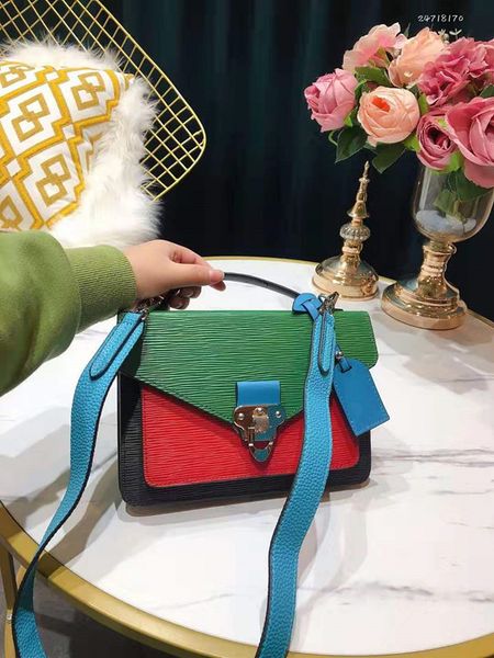 в мешки плеча новый одиночные наклонные мешок воды ripple из натуральной кожи сумки joker tidewiththebag ковш сумки роскошные женщины сумки
в мешки плеча новый одиночные наклонные мешок воды ripple из натуральной кожи сумки joker tidewiththebag ковш сумки роскошные женщины сумки