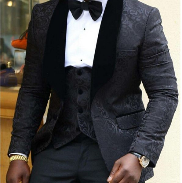 new arrival groomsmen shawl lapel groom tuxedos red/white/black men suits wedding man blazer (jacket+pants+tie+vest) c47
new arrival groomsmen shawl lapel groom tuxedos red/white/black men suits wedding man blazer (jacket+pants+tie+vest) c47