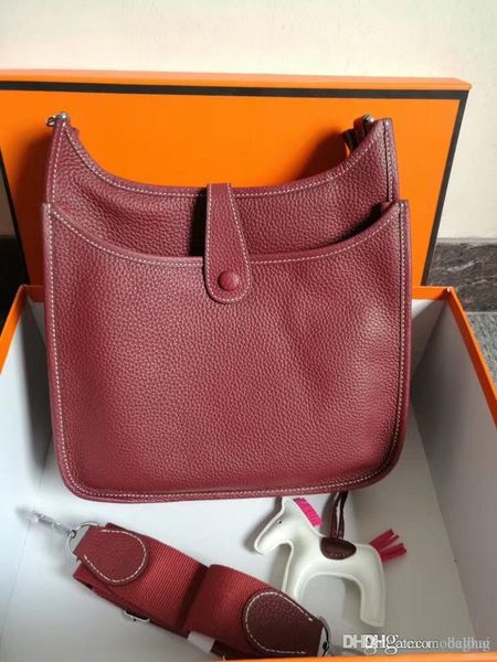fashion classics shoulder bagscross bodytoteshandbags brand fashion luxury designer bags famous women hand bill shoulder slant cowhideaj
fashion classics shoulder bagscross bodytoteshandbags brand fashion luxury designer bags famous women hand bill shoulder slant cowhideaj