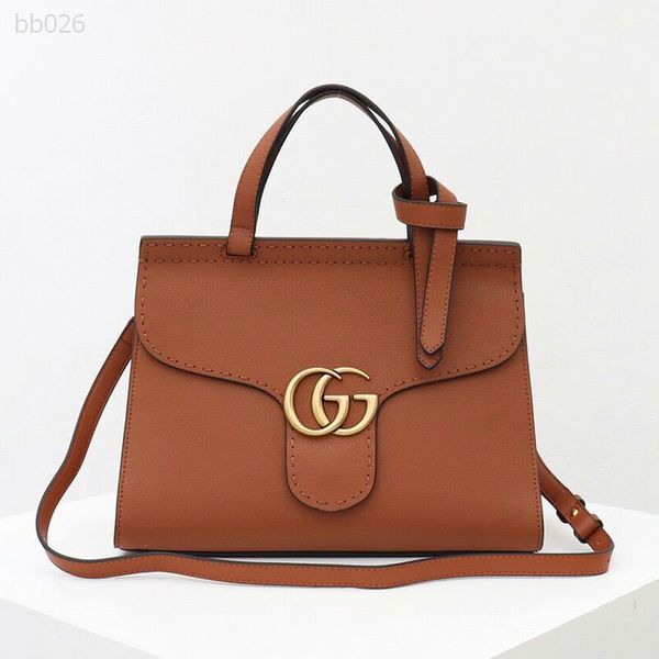 2019 autumn new luxury wild autumn and winter women's bag high-level sense bag british wind handbag wedding large bag
2019 autumn new luxury wild autumn and winter women's bag high-level sense bag british wind handbag wedding large bag