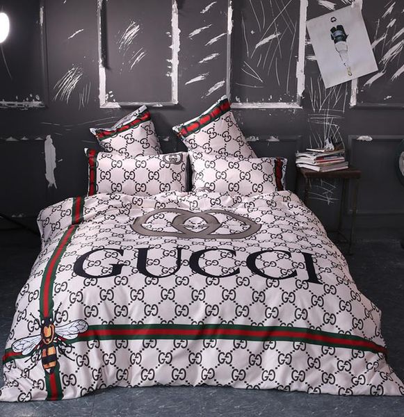 брендированные cotton 4шт постельного белья письмо дизайнера мягкая chic домашний текстиль пододеяльник наволочки постельные принадлежности
брендированные cotton 4шт постельного белья письмо дизайнера мягкая chic домашний текстиль пододеяльник наволочки постельные принадлежности