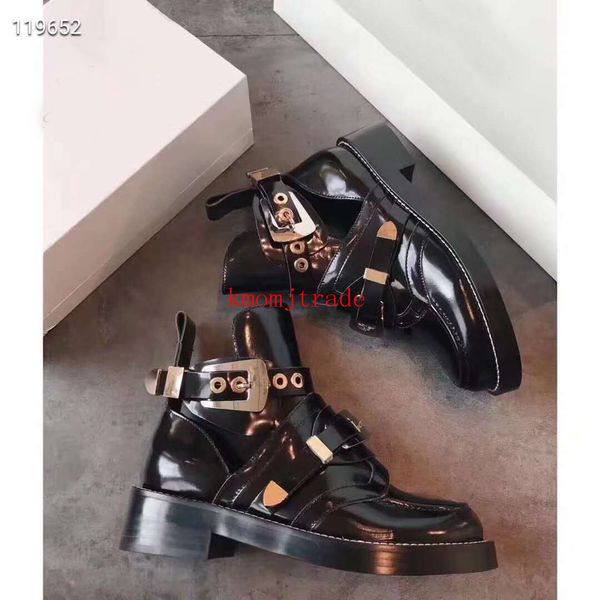 original box designer shoes ceinture black leather buckle cut out short ankle combat boots paris runway punk handmade boots, Red;white
original box designer shoes ceinture black leather buckle cut out short ankle combat boots paris runway punk handmade boots, Red;white