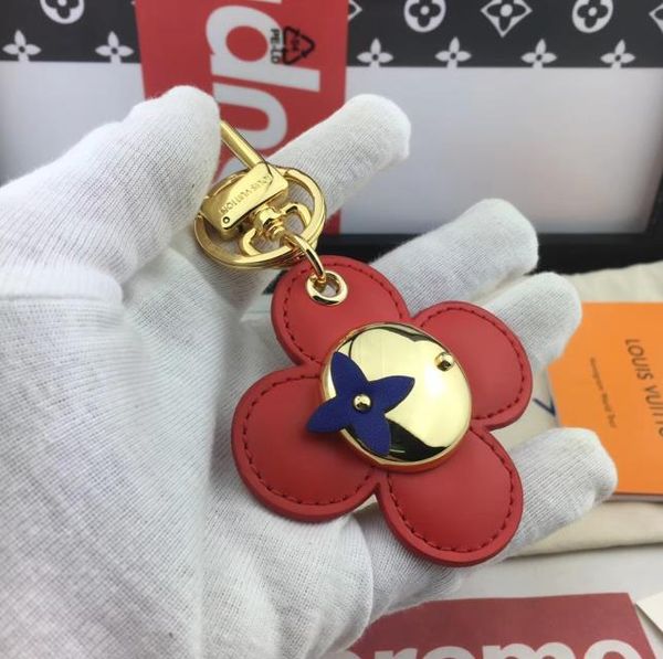 louis vuitton keychain дизайнерская оригинальная коробка высокое качество роскошный багаж красный цветок формы брелок дизайнерский кошелек к, Silver
louis vuitton keychain дизайнерская оригинальная коробка высокое качество роскошный багаж красный цветок формы брелок дизайнерский кошелек к, Silver