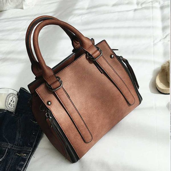 vintage new handbags for women 2019 female brand leather handbag small bags lady shoulder bags casual
vintage new handbags for women 2019 female brand leather handbag small bags lady shoulder bags casual