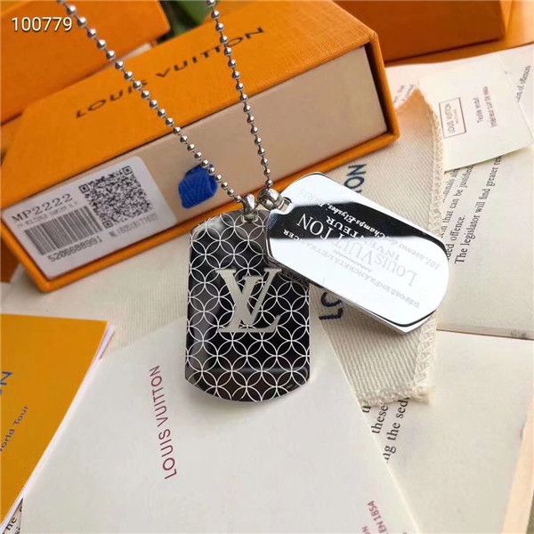 new pattern jewelry millionaire womens mens necklace titanium steel monogram nameplate pendant engraved necklace with box, Silver
new pattern jewelry millionaire womens mens necklace titanium steel monogram nameplate pendant engraved necklace with box, Silver
