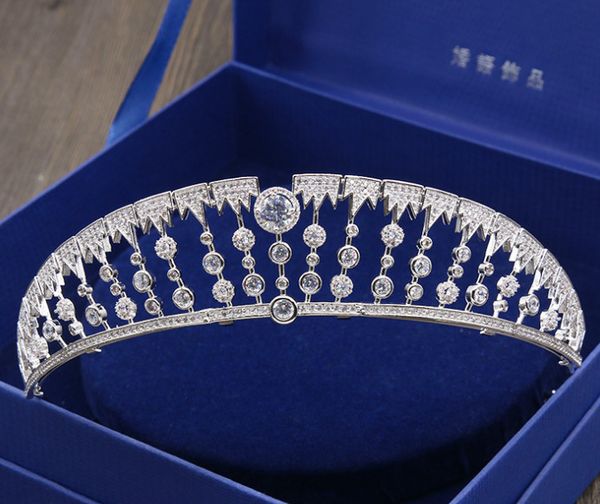 british and american brides get married crown wedding crown princess sweet princess birthday crown hair jewelry wedding accessories, Silver
british and american brides get married crown wedding crown princess sweet princess birthday crown hair jewelry wedding accessories, Silver