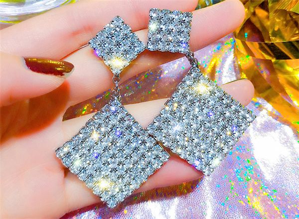 925 silver needle exaggerated geometry diamond set diamond earrings female temperament joker full diamond pendant female earrings 
925 silver needle exaggerated geometry diamond set diamond earrings female temperament joker full diamond pendant female earrings