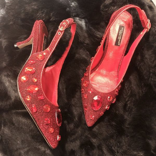 fast delivery highest quality dg stylish luxury design female high heels pointed retro female high heel fashion shoes 6cm a9, Black
fast delivery highest quality dg stylish luxury design female high heels pointed retro female high heel fashion shoes 6cm a9, Black