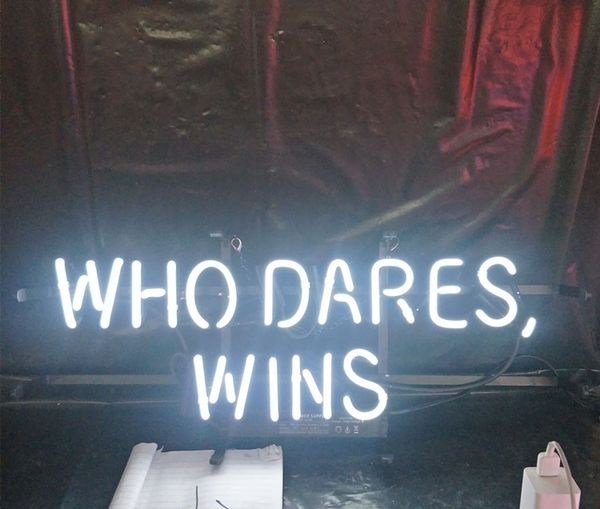 who dares wins neon beer sign design real advertising bar home decoration art gift display neon light metal frame 17'' 24'�
who dares wins neon beer sign design real advertising bar home decoration art gift display neon light metal frame 17'' 24'�