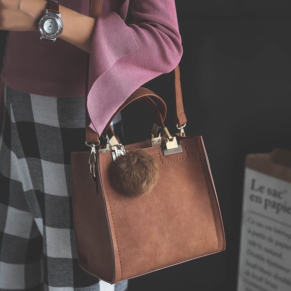 women's bags 2020 new frosted shoulder bags women's fur balls women diagonal cross
women's bags 2020 new frosted shoulder bags women's fur balls women diagonal cross