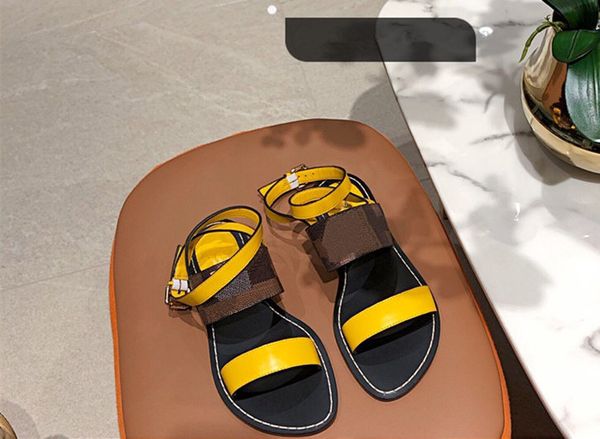 2020 fashion women sandals slippers for women luxury designer old flower printed beach flip flops slipper chunky sandals quality
2020 fashion women sandals slippers for women luxury designer old flower printed beach flip flops slipper chunky sandals quality