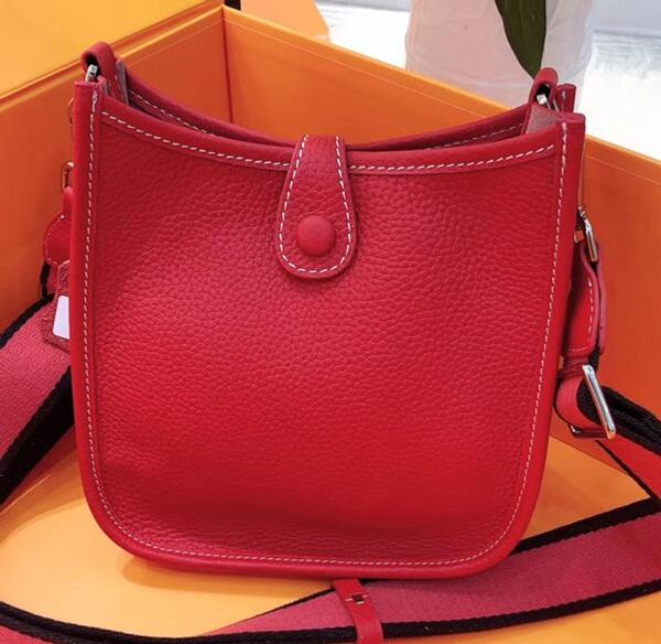 hermmmes orig h paris emère evelyn iii 29 shoulder bag/ messenger bag h totes handbags shoulder bags backpacks wallets purse size 25cm
hermmmes orig h paris emère evelyn iii 29 shoulder bag/ messenger bag h totes handbags shoulder bags backpacks wallets purse size 25cm
