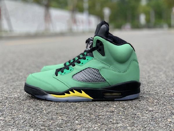 лучший дизайнер качества 5 oregon ducks баскетбольная обувь apple green black yellow strike black модные спортивные кроссовки с коробкой
лучший дизайнер качества 5 oregon ducks баскетбольная обувь apple green black yellow strike black модные спортивные кроссовки с коробкой