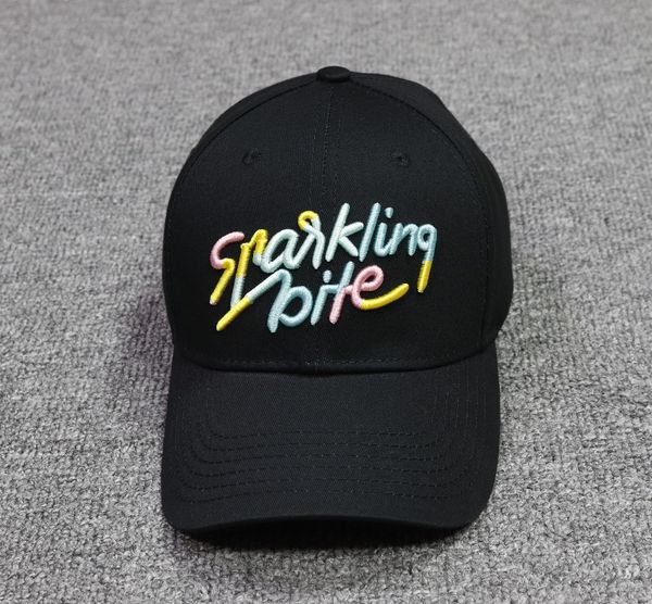 горячая designerluxury дешевая монтажна шапка шляпы brandcaps мужчины женщина хлопок винтаж повседневные женщины открытого упражнение спорт, Black;white
горячая designerluxury дешевая монтажна шапка шляпы brandcaps мужчины женщина хлопок винтаж повседневные женщины открытого упражнение спорт, Black;white