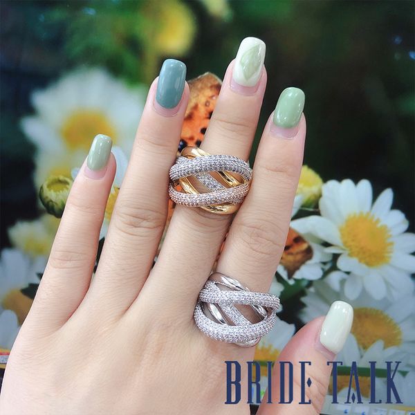 luxury ring cubic zirconia twisted line intersection rings for women engagement wedding evening party accessories wholesale, Golden;silver
luxury ring cubic zirconia twisted line intersection rings for women engagement wedding evening party accessories wholesale, Golden;silver