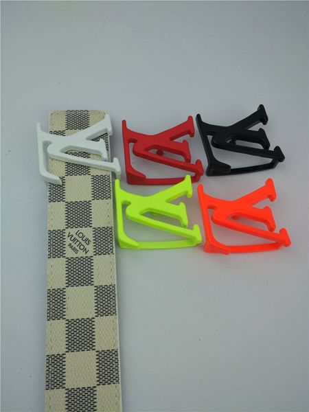 топ люксовый бренд кожаный ремень роскошный высококачественный модный бренд кожаный ремень металлическая пряжка 2019 последний бестселлер zj, Black;brown
топ люксовый бренд кожаный ремень роскошный высококачественный модный бренд кожаный ремень металлическая пряжка 2019 последний бестселлер zj, Black;brown