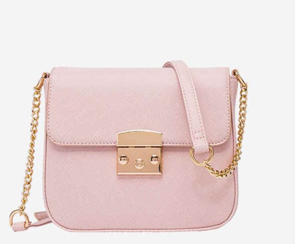 2020 new handbags fashion shoulder bag smoney bag new handbag chain lock small square package bags
2020 new handbags fashion shoulder bag smoney bag new handbag chain lock small square package bags